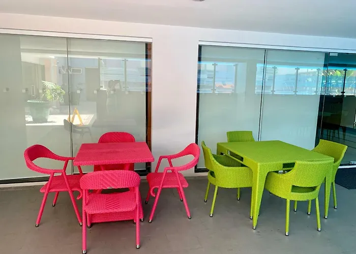 101 Newport Chillax C2 Airport Pasay Manila